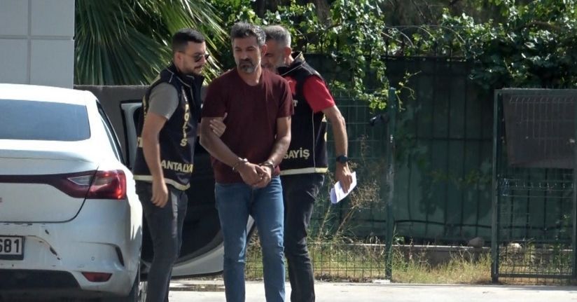 Eski eşini eşarp ve yastıkla boğan sanık, olay gecesi kız arkadaşına trafikte birisini öldürdüğünü söylemiş