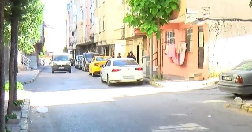 Bağcılar'da takip ettikleri sürücüye silah doğrultup araçtaki 2 milyon 568 bin lirayı çaldılar