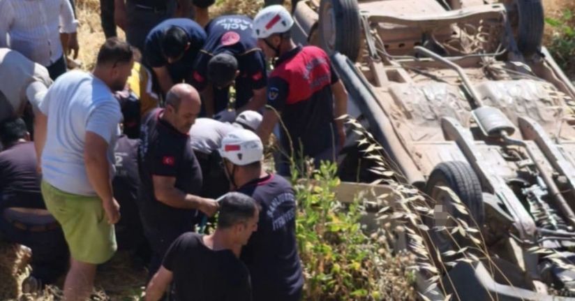 Şanlıurfa’da otomobil şarampole devrildi: 1 ölü, 4 yaralı