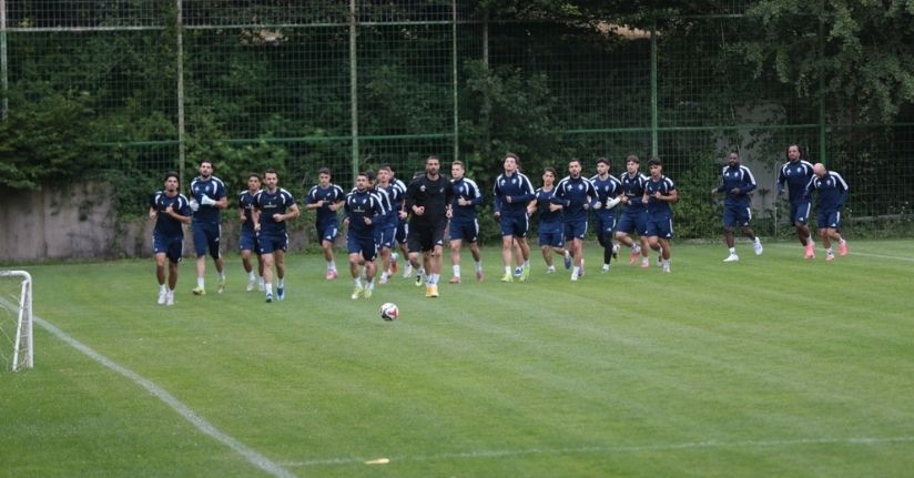 Sarıyerspor'un Bolu kampı başladı