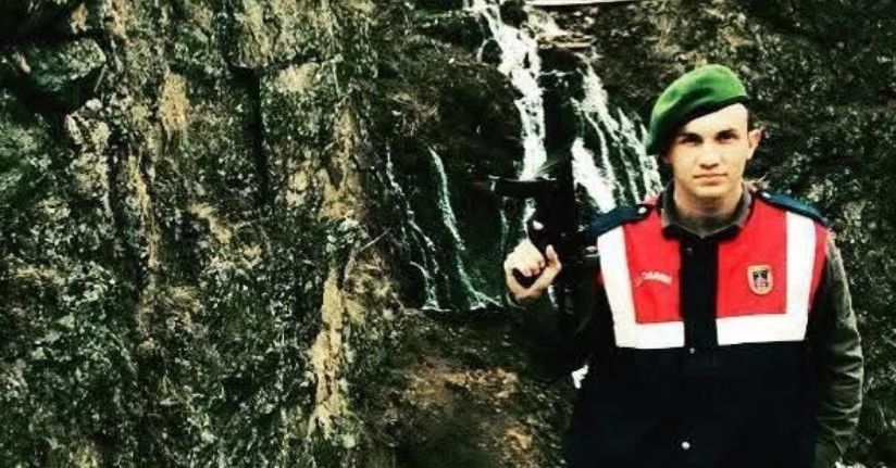 Uzman çavuş kazada hayatını kaybetti