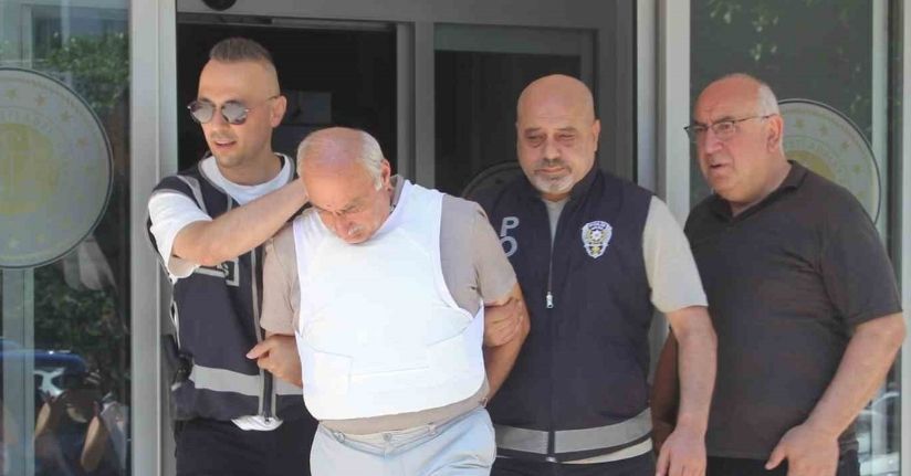 Kardeş katliamında zanlı tutuklandı: Çelik yelekle cezaevine götürüldü