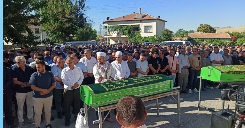 Kazada yaşamını yitiren gurbetçi aile toprağa verildi