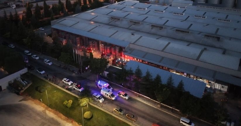 Eskişehir'de plastik fabrikasında yangın