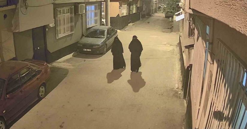 Çarşaf giyip keşif yaptılar, 40 dakikada servet çaldılar
