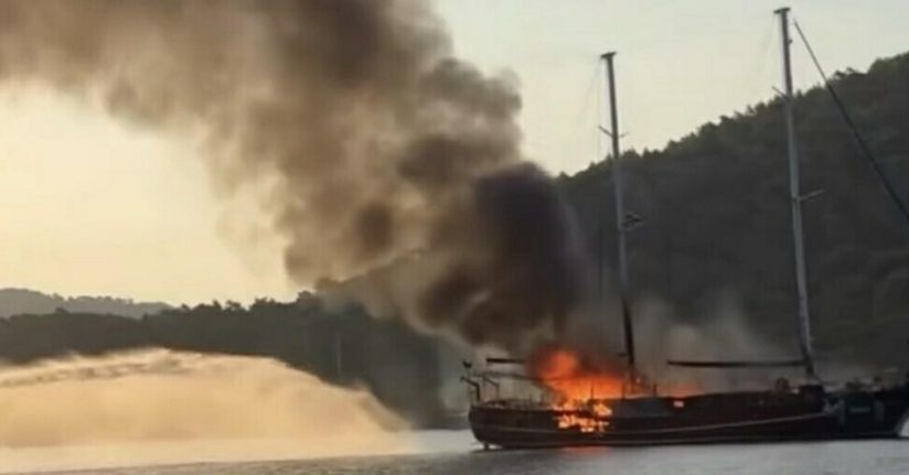 Göcek açıklarında tekne yandı, yolcular ve mürettebat tahliye edildi