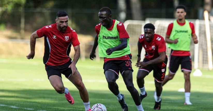 Samsunspor’un Hollanda kampı başladı