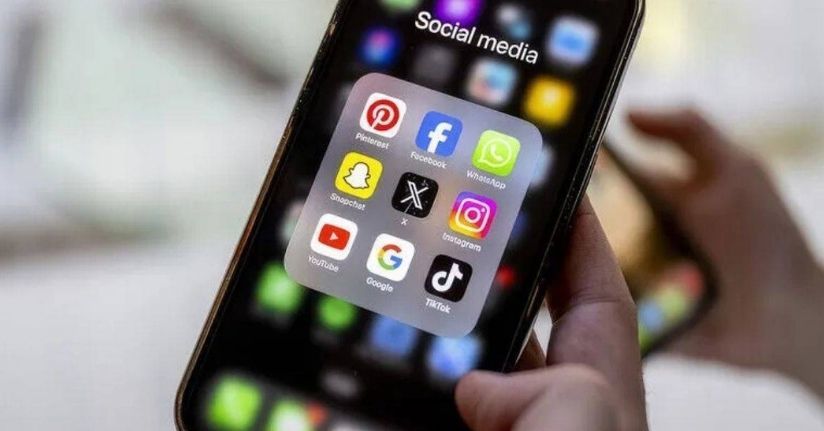 Çekya’da okullarda cep telefonu yasaklanıyor