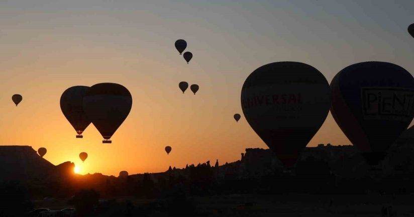 6 ayda 306 bin turist Kapadokya’yı kuş bakışı izledi