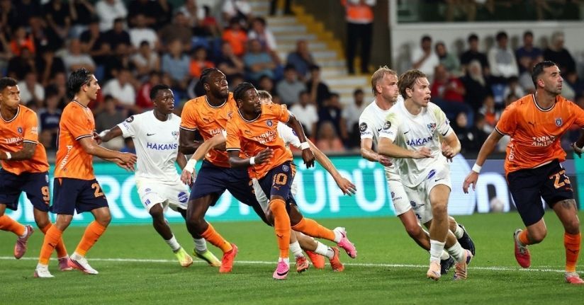 Tur Finlandiya'ya kaldı! Başakşehir ikinci yarı geri döndü