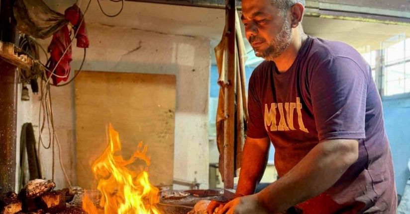 70 derecelik ateşte 35 yıllık mesai