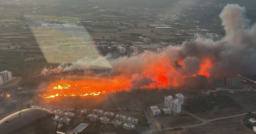 Mersin’de yangın, ekiplerin havadan ve karadan müdahalesiyle söndürüldü