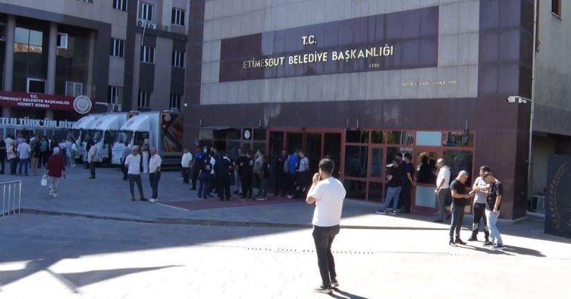 Etimesgut Belediyesine operasyon