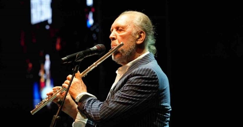 Açıkhava’da Fatih Erkoç’tan zamansız şarkılar