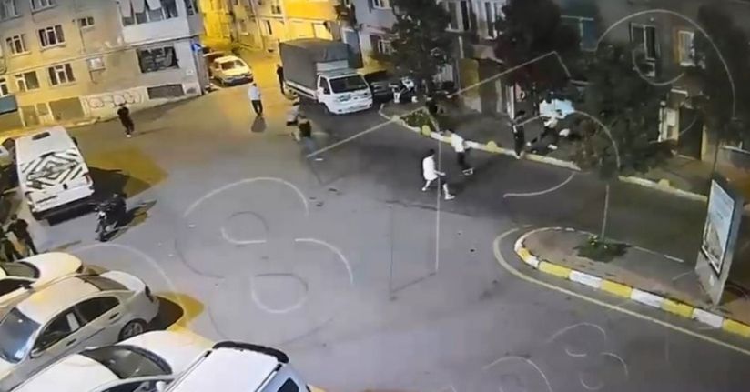 Fatih’te barışma buluşması kanlı bitti: 19 yaşındaki genç hayatını kaybetti