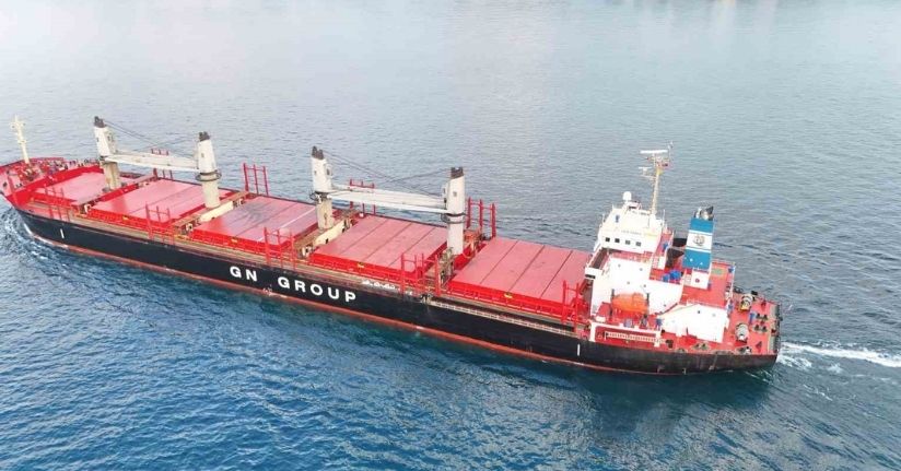 Füze ve İHA’ların hedefi olan gemi, İstanbul Boğazı’ndan geçişini tamamladı