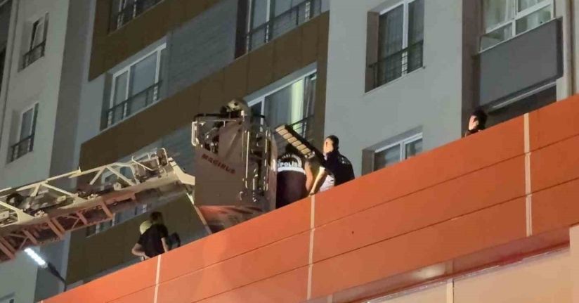 Kayseri’de 13. katta yangın: Balkondan düşen ev sahibi hayatını kaybetti