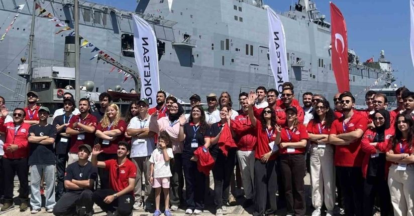 Sanayi ve Teknoloji Bakanı Kacır, TEKNOFEST Mavi Vatan’ı ziyaret ettiSanayi ve Teknoloji Bakanı Kacır, TEKNOFEST Mavi Vatan’ı ziyaret etti