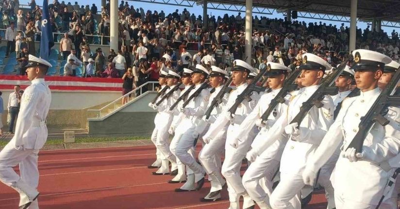 Yalova’da 456 deniz astsubayının mezuniyet coşkusu
