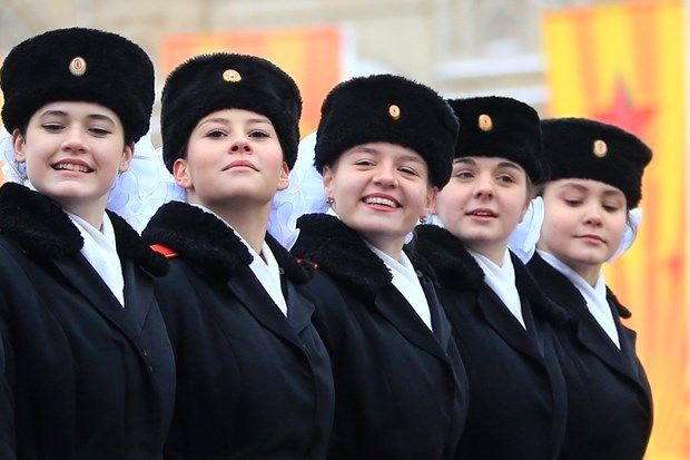 Rusya'dan Zafer Bayramı'nda Kızıl Meydan'da gövde gösterisi