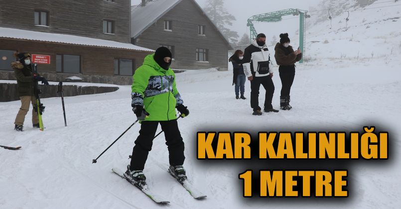 Bolu'da kar kalınlığı 1 metreyi buldu