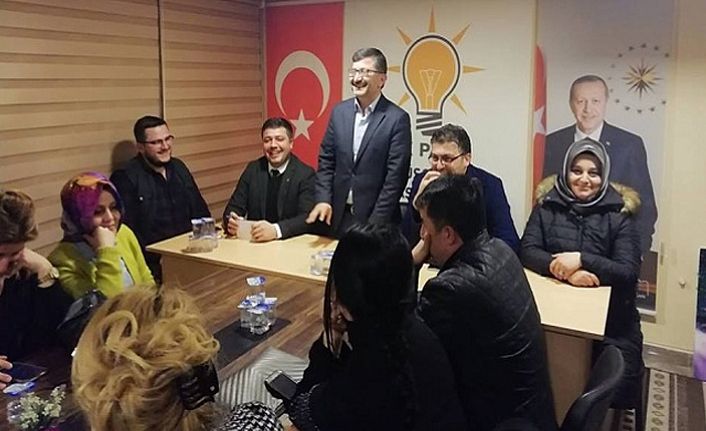 Ahmet Azap Ekibini Tanıttı
