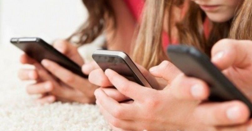 Sosyal medya çocuklarda duygu eksikliğine neden oluyor