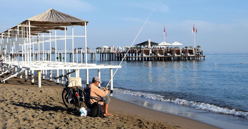 Turizm sezonu bitti sahiller az sayıda turiste kaldı