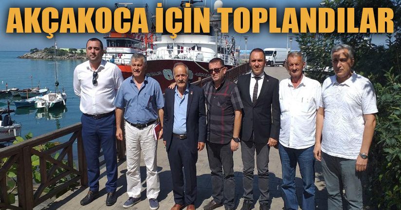 Akçakoca’da siyasi parti başkanları bir araya geldi