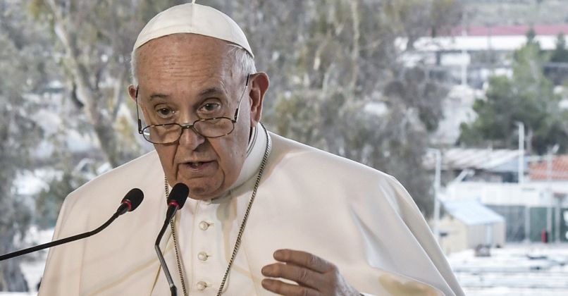 Papa, Avrupa'da göçmenlere yönelik davranışları kınadı