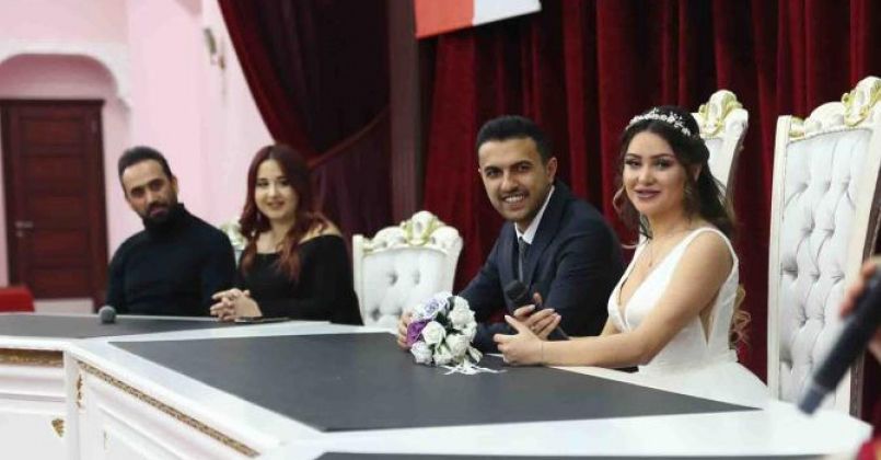 Nikah salonlarında 02.02.2022 yoğunluğu